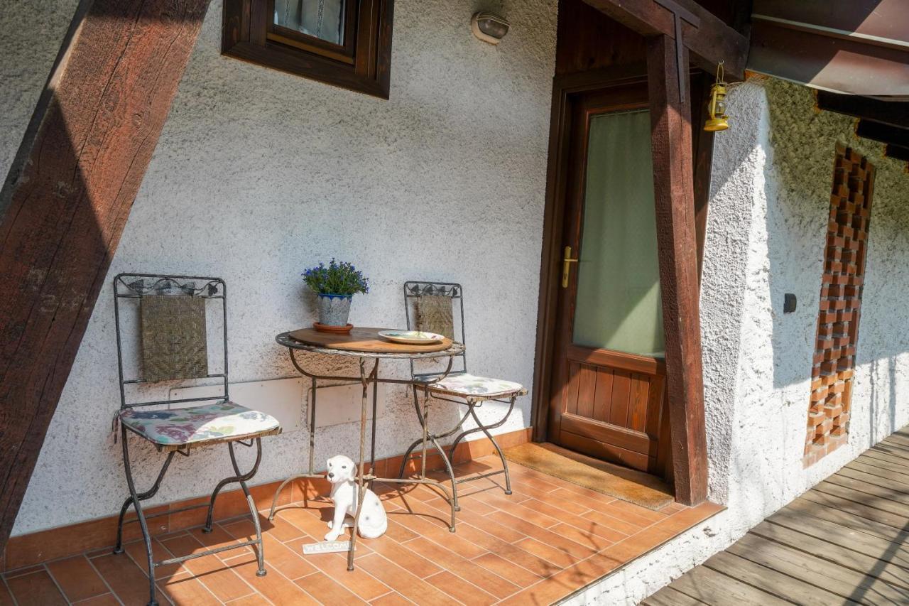 ורג'אטה Agriturismo La Garzonera מראה חיצוני תמונה